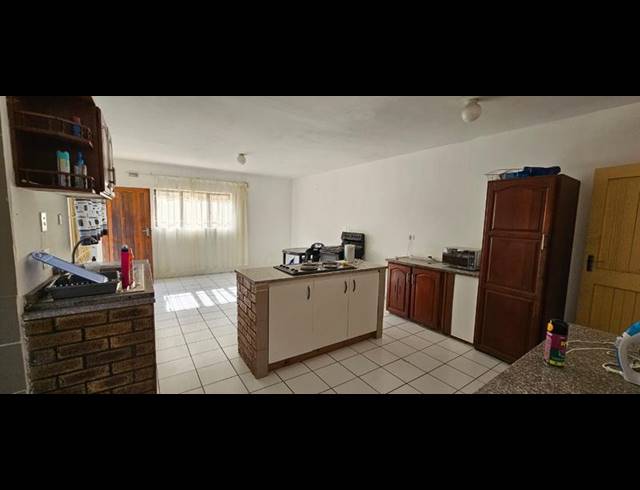 2 BEDROOM PROPERTY TO RENT IN CRAIGIEBURN